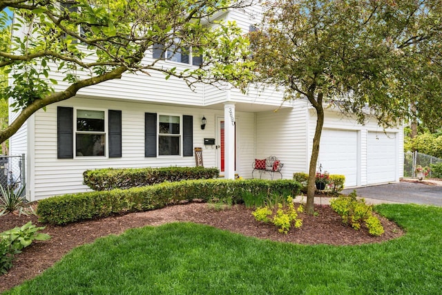 3690 Christopher Pl, Grove City, OH 43123 - view of front facade with driveway