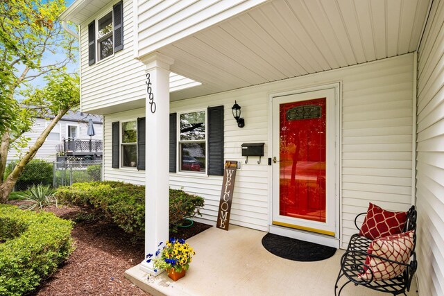 3690 Christopher Pl, Grove City, OH 43123 - property entrance with a porch