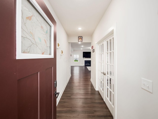 418 Amethyst Ct, Delaware, OH 43015 - hall featuring dark wood-style flooring, recessed lighting, and baseboards