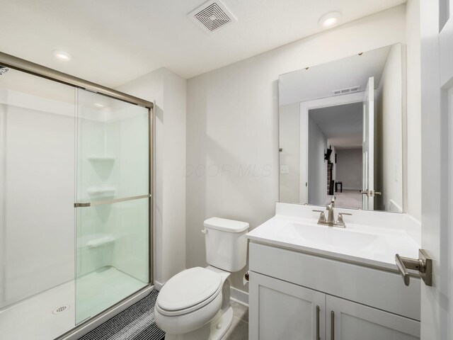 418 Amethyst Ct, Delaware, OH 43015 - full bath featuring a shower stall, toilet, vanity, and baseboards
