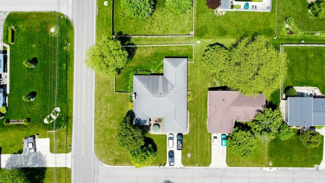 1320 Oakridge Dr, Bucyrus, OH 44820 - drone / aerial view