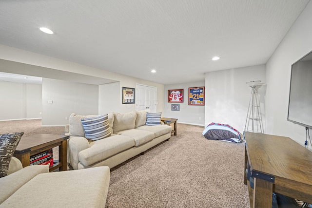 607 Green Forest Pl, Lithopolis, OH 43136 - living room with carpet flooring, baseboards, and recessed lighting