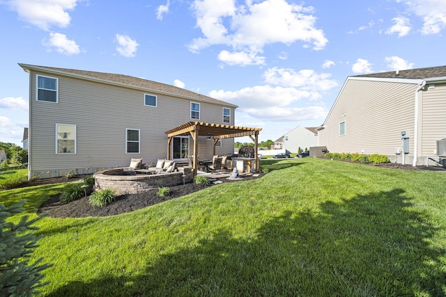 607 Green Forest Pl, Lithopolis, OH 43136 - back of property with a pergola, a patio area, a yard, and a fire pit