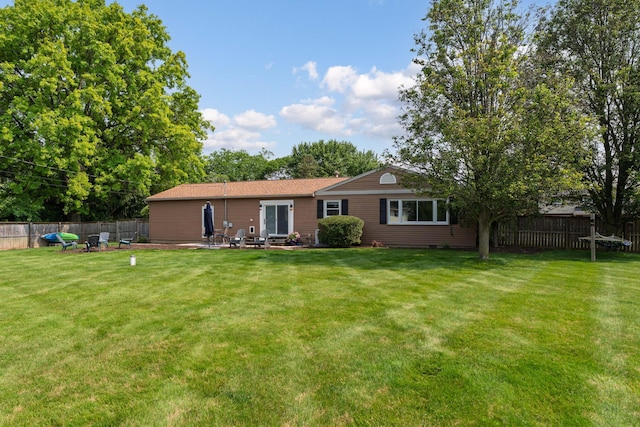 6235 George Fox Dr, Galloway, OH 43119 - rear view of property featuring a patio