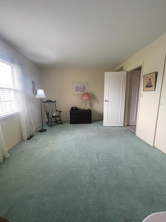137 Tarryton Ct W Unit 24H, Columbus, OH 43228 - unfurnished room featuring carpet