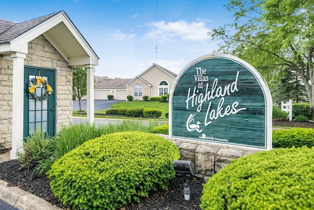 6323 Pinehurst Pointe, Westerville, OH 43082 - view of community / neighborhood sign
