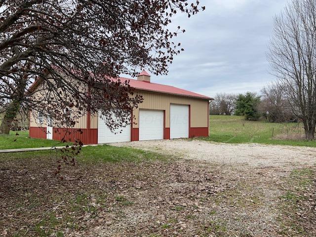 1886 Johnstown Utica Rd NE, Utica, OH 43080 - view of detached garage