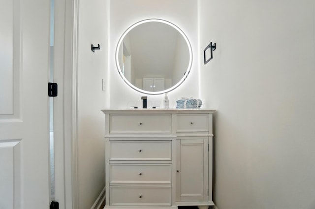 1940 Scioto Pointe Dr, Columbus, OH 43221 - bathroom with vanity