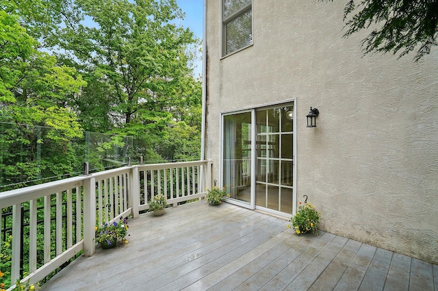 1940 Scioto Pointe Dr, Columbus, OH 43221 - view of deck