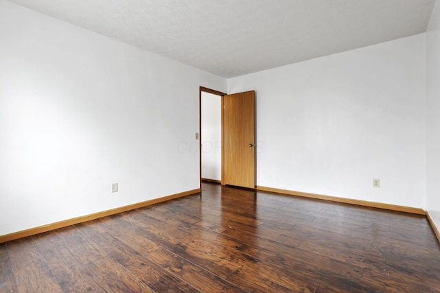 5504 Rothermund Dr, Canal Winchester, OH 43110 - empty room with wood-type flooring and baseboards