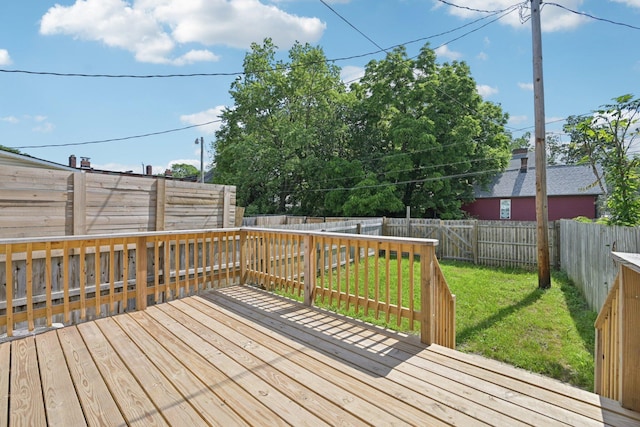 434 S Champion Ave, Columbus, OH 43205 - wooden terrace with a fenced backyard