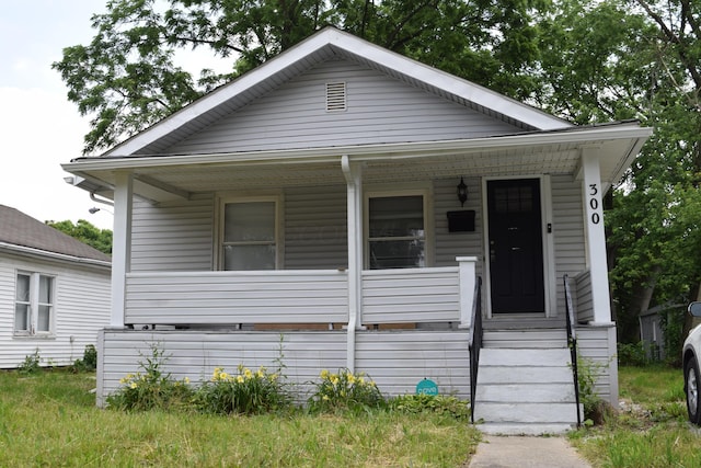 300 Wrexham Ave, Columbus, OH 43223 - view of front of home with a porch