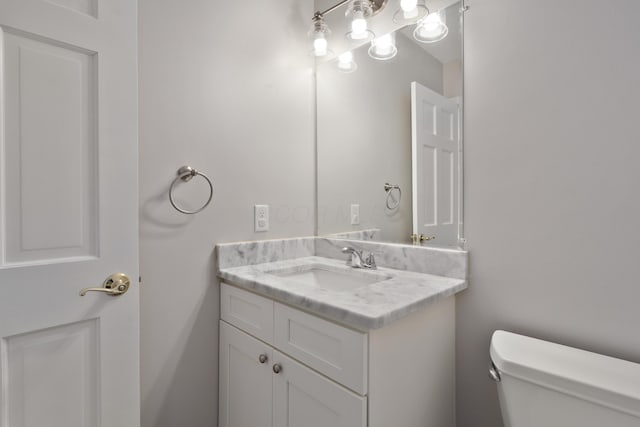 4526 Hoffman Farms Dr, Hilliard, OH 43026 - half bathroom featuring toilet and vanity