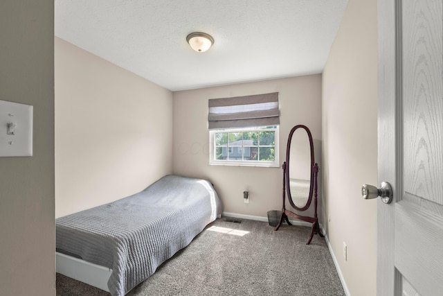 2267 Anndel Ct, Grove City, OH 43123 - carpeted bedroom featuring baseboards