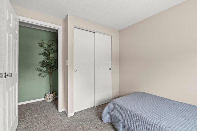 2267 Anndel Ct, Grove City, OH 43123 - carpeted bedroom featuring a closet and baseboards