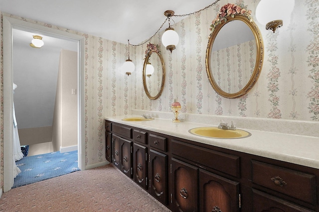 1236 8th Ave, Lancaster, OH 43130 - full bath with double vanity and wallpapered walls