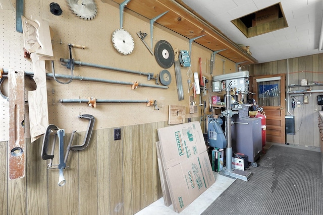1236 8th Ave, Lancaster, OH 43130 - garage with wooden walls