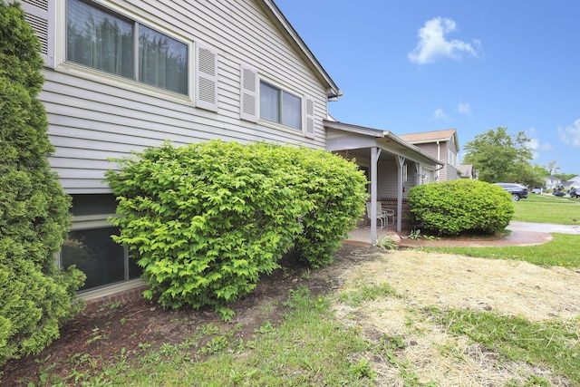 1703 Ringfield Dr, Galloway, OH 43119 - view of side of property