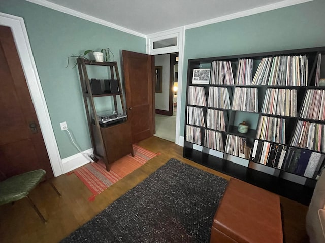 91 Oakland Park Ave, Columbus, OH 43214 - office area with wood finished floors, ornamental molding, and baseboards