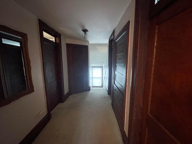 91 Oakland Park Ave, Columbus, OH 43214 - hallway featuring light colored carpet