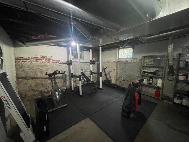 91 Oakland Park Ave, Columbus, OH 43214 - view of exercise area
