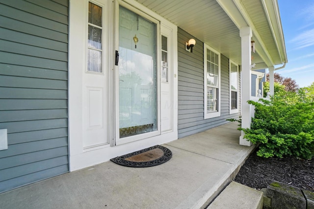5199 Goldfield Dr, Hilliard, OH 43026 - property entrance with a porch