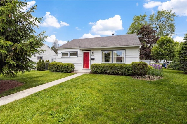 1200 Northridge Rd, Columbus, OH 43224 - bungalow-style house with a front lawn and a shingled roof