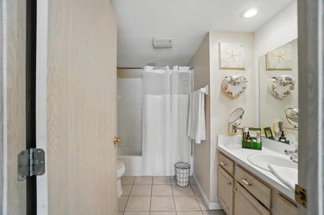 2675 Pine Marsh Dr, Grove City, OH 43123 - full bathroom with tile patterned floors, vanity, toilet, and shower / bath combo