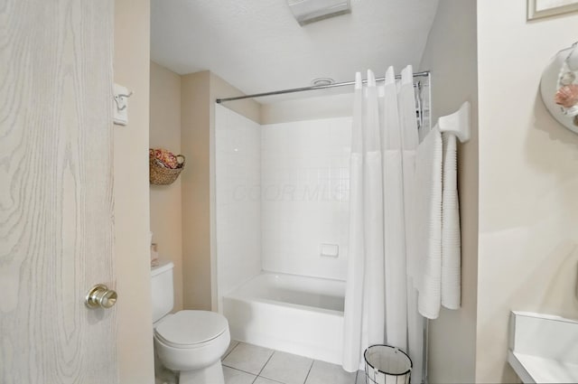 2675 Pine Marsh Dr, Grove City, OH 43123 - bathroom featuring tile patterned floors, shower / bath combination with curtain, and toilet