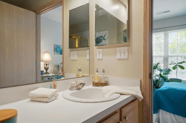 2675 Pine Marsh Dr, Grove City, OH 43123 - bathroom with vanity and connected bathroom