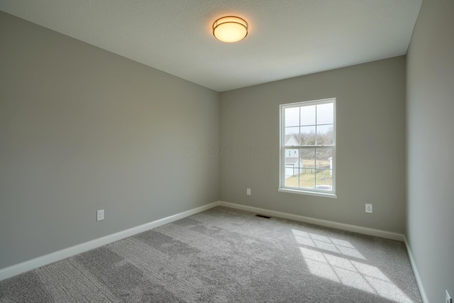 596 Courtright Dr E, Pickerington, OH 43147 - empty room featuring baseboards and carpet