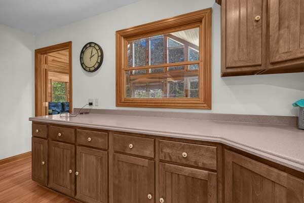 29002 Rockstull Rd, Sugar Grove, OH 43155 - bar featuring light wood-style floors