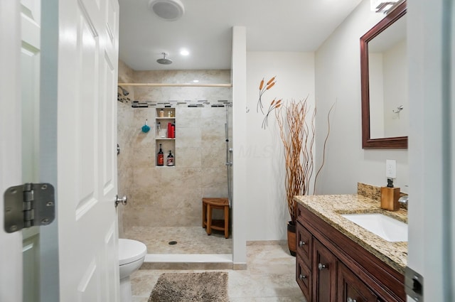 5336 Rocky Creek Dr, Grove City, OH 43123 - full bathroom featuring a tile shower, toilet, and vanity