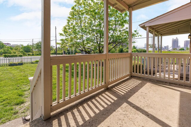 684 Hamlet St, Columbus, OH 43215 - view of wooden terrace