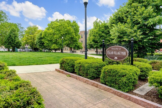 684 Hamlet St, Columbus, OH 43215 - surrounding community featuring a yard