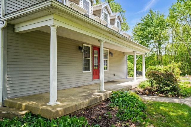 9820 Heimberger Rd NW, Baltimore, OH 43105 - property entrance with a porch