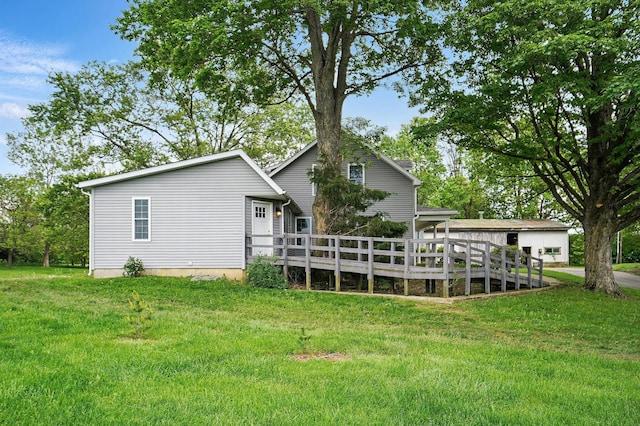 9820 Heimberger Rd NW, Baltimore, OH 43105 - back of property with a deck and a yard