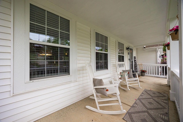 3409 Marl Pl, Columbus, OH 43221 - view of porch