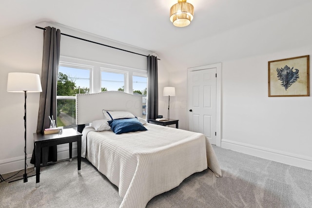 1104 E Whittier St, Columbus, OH 43206 - bedroom featuring carpet floors and baseboards