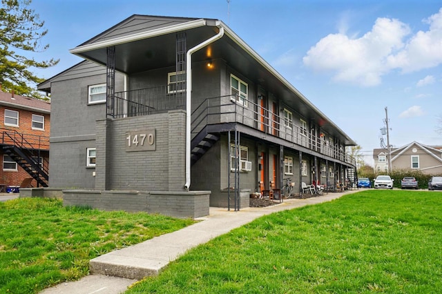 1470 King Ave, Columbus, OH 43212 - view of building exterior with stairway