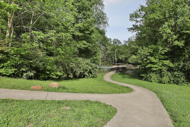 1155 Rockport Ct, Columbus, OH 43235 - view of community featuring a lawn