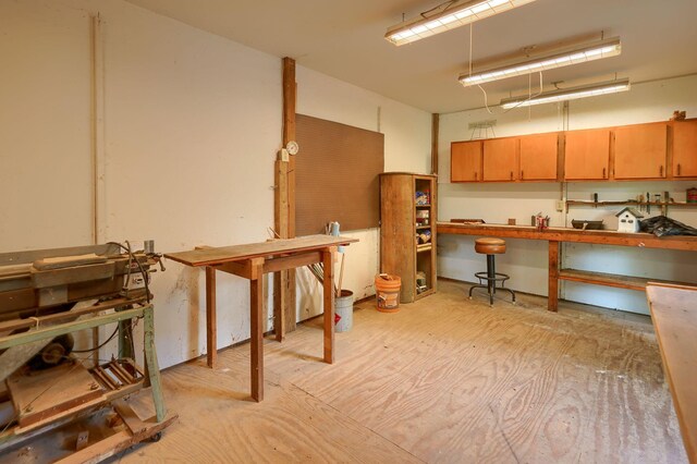3695 Britton Ave, Columbus, OH 43204 - basement with a workshop area