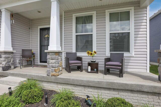 4196 Holstein Dr, Obetz, OH 43207 - view of patio with a porch