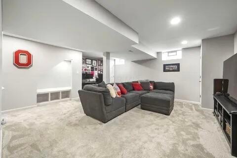 6004 Goldstone Dr, Grove City, OH 43123 - living room featuring carpet floors, baseboards, and recessed lighting