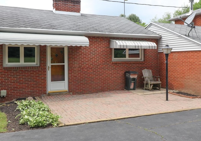 1266 Hanley Rd W, Mansfield, OH 44903 - view of patio