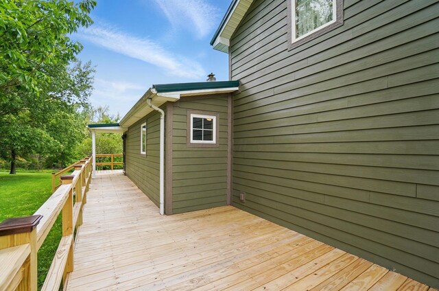 5870 Brook Rd NW, Baltimore, OH 43105 - wooden terrace with a lawn