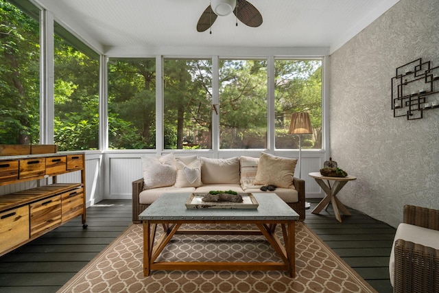712 Riverbend Ave, Powell, OH 43065 - sunroom featuring ceiling fan and an outdoor living space
