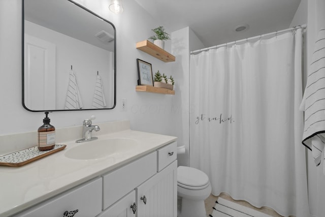 712 Riverbend Ave, Powell, OH 43065 - bathroom with vanity, toilet, and a shower with curtain