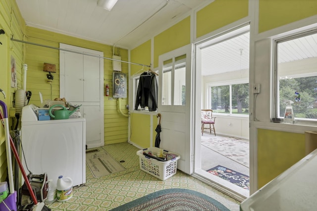1625 Stringtown Rd NE, Lancaster, OH 43130 - washroom with washer / dryer and healthy amount of natural light