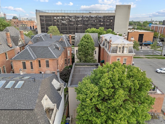 382 E Town St, Columbus, OH 43215 - drone / aerial view